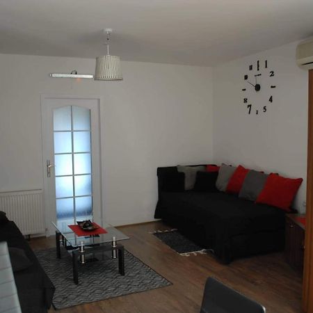 Stan na dan - apartman Djordjevic Vranje Bagian luar foto
